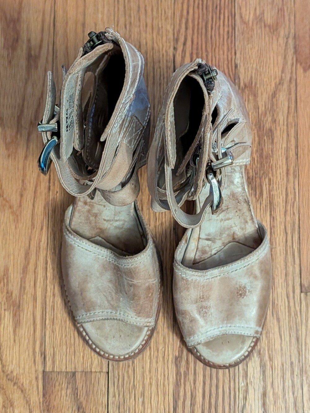 Freebird Blush Cream Pilar Ankle Buckle Open Toe Sandals RARE - Picture 6 of 9